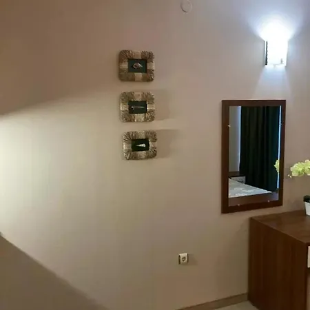 アパート Grenada